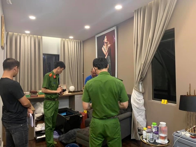 bi mat trom 5 ty dong ca sy nhat kim anh giau co co nao