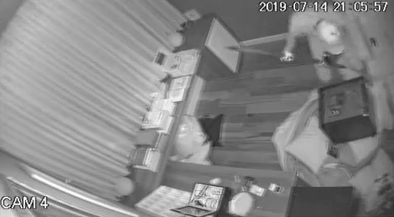 clip trom dot nhap nha ca sy nhat kim anh lay mat 5 ty dong