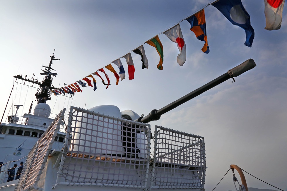 suc manh tau canh sat bien 8020 lon nhat viet nam duoc my trao tang