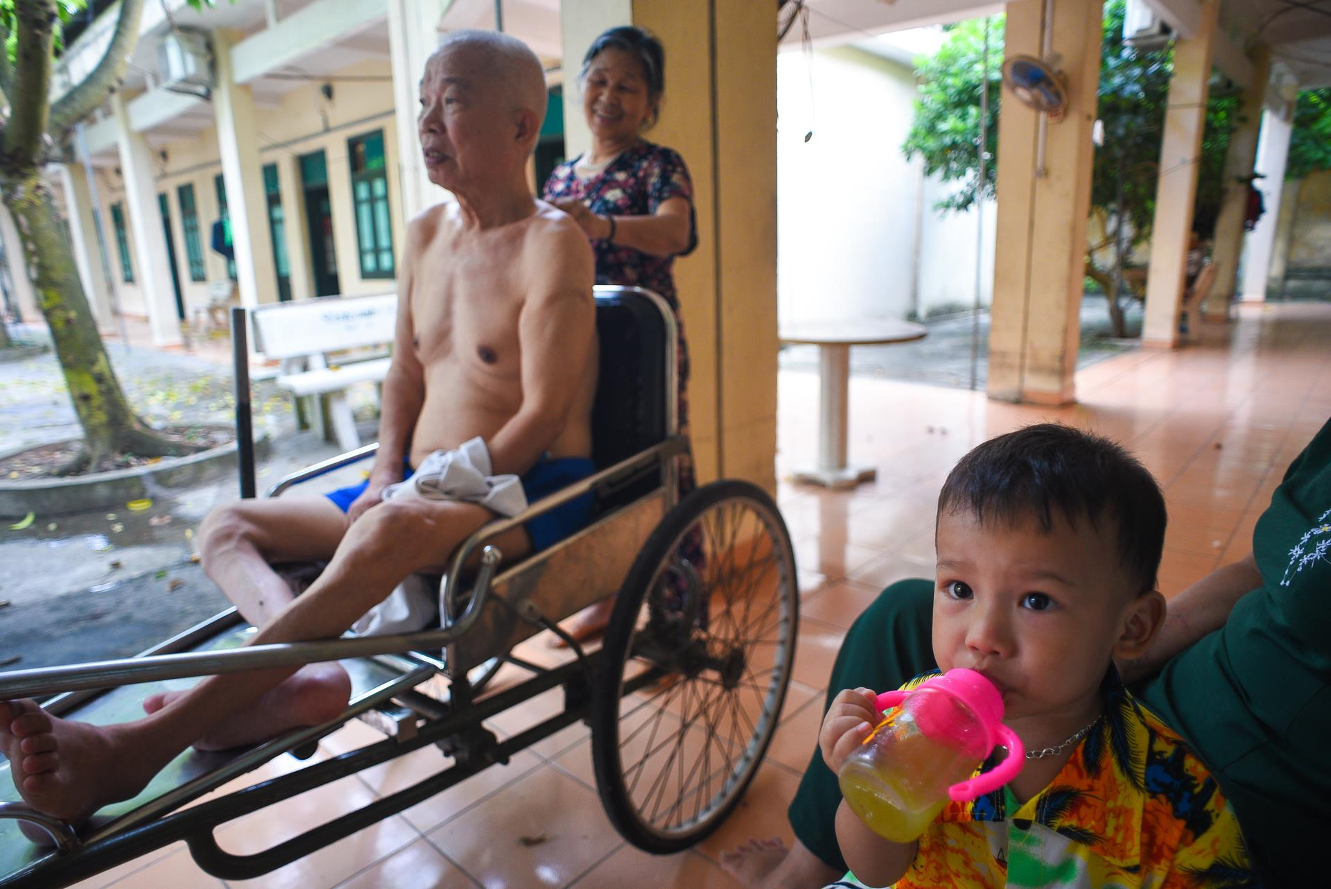 nhung manh doi mot thoi tung xe doc truong son