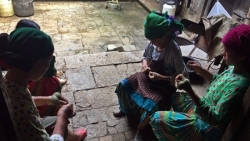 phia sau cai goi la vuong quoc mong bai 3
