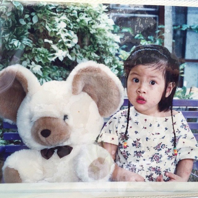 baifern cua chiec la cuon bay khoe loat anh ngay be dang yeu giua con sot sang viet nam du su kien