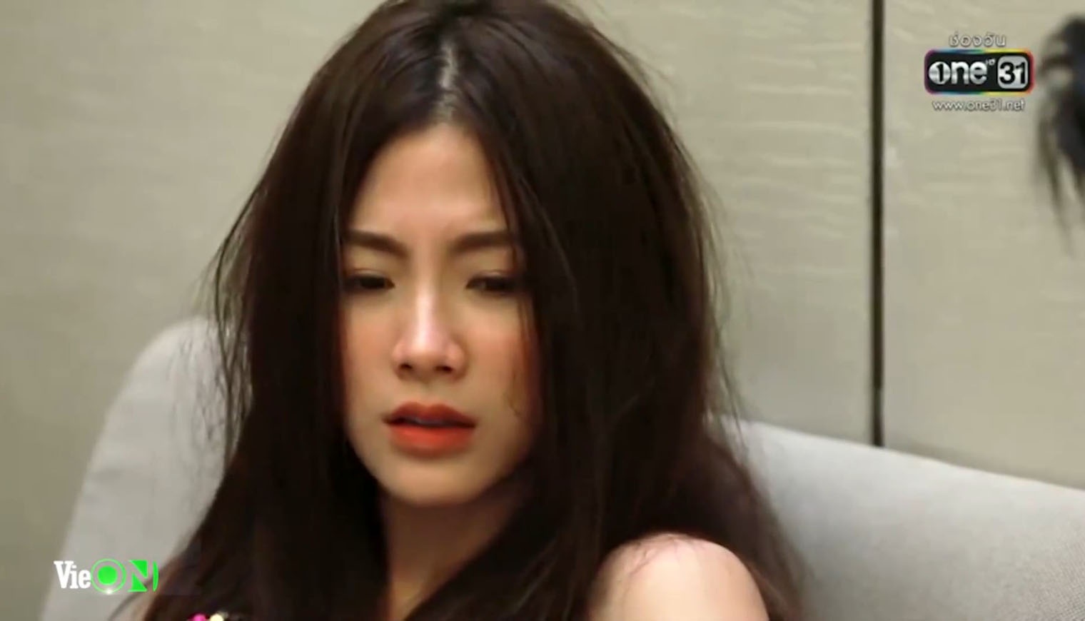 phim chiec la cuon bay tap 16 rungrong phat hien nira dung nhieu thuoc hormone