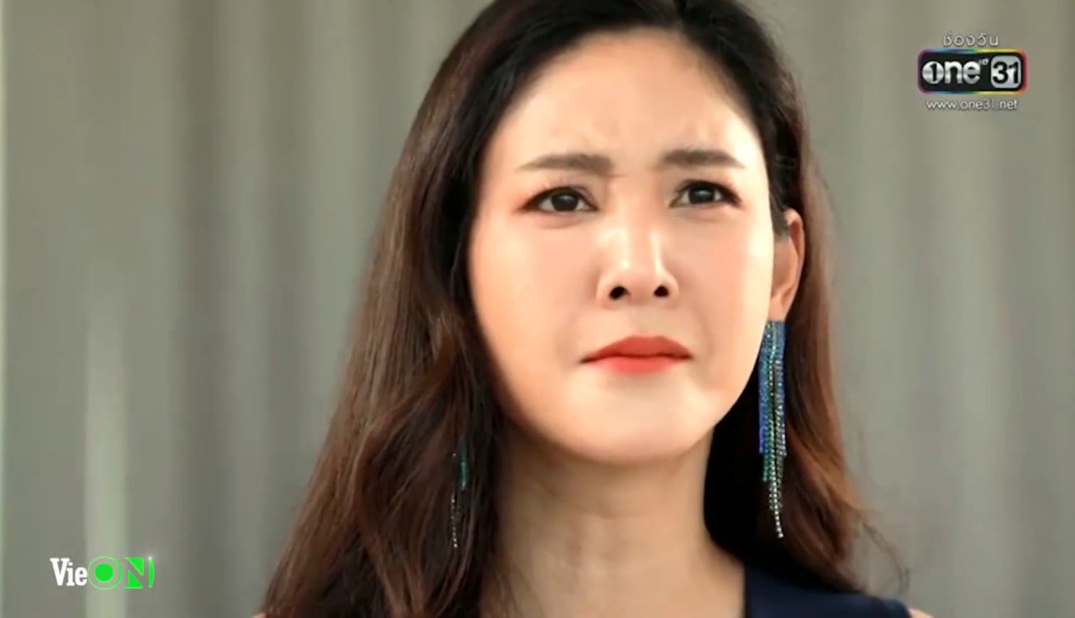 phim chiec la cuon bay tap 16 rungrong phat hien nira dung nhieu thuoc hormone