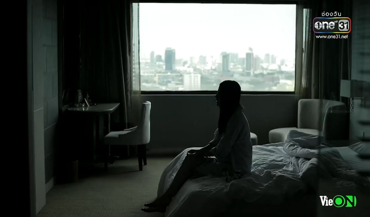 phim chiec la cuon bay tap 17 nira qua dem voi ong chom va roi nuoc mat vi ly do nay