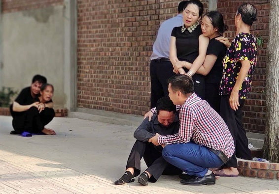 hinh anh tot cung dau don trong dam tang be trai lop 1 truong gateway