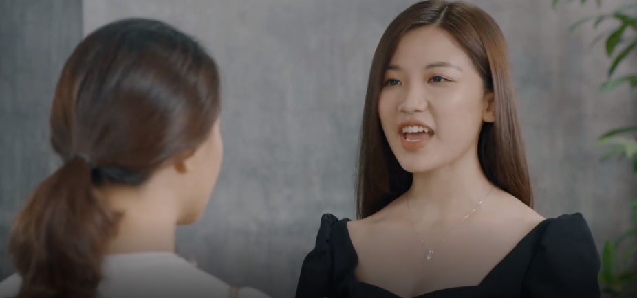 hoa hong tren nguc trai tap 2 khue sung so khi nghe chong tra loi cac con ve nghe noi tro