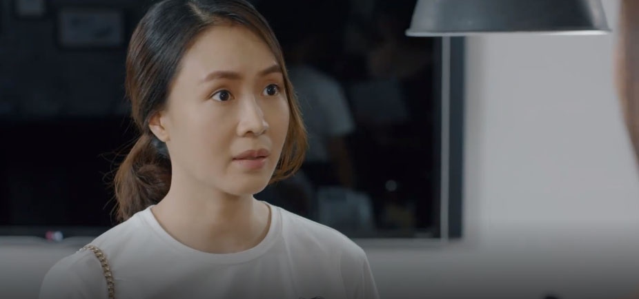 hoa hong tren nguc trai tap 2 khue sung so khi nghe chong tra loi cac con ve nghe noi tro