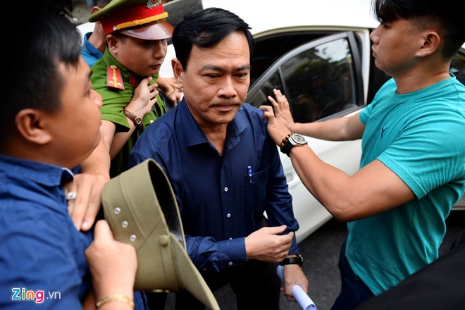 nguyen huu linh tu clip dam o be gai trong thang may den linh an 18 thang tu