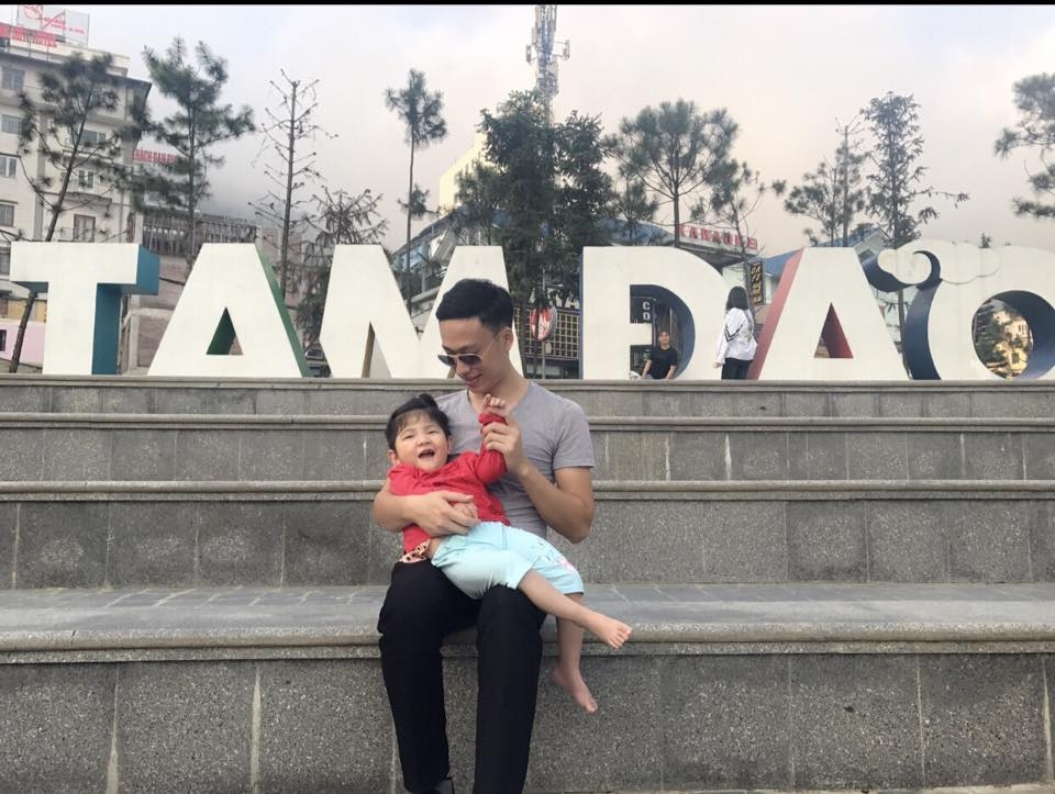 co gai tre gac lai moi giac mo de lam me mot em be tat nguyen