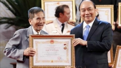 co ngoi hoanh trang cua nghe si hai xuan bac