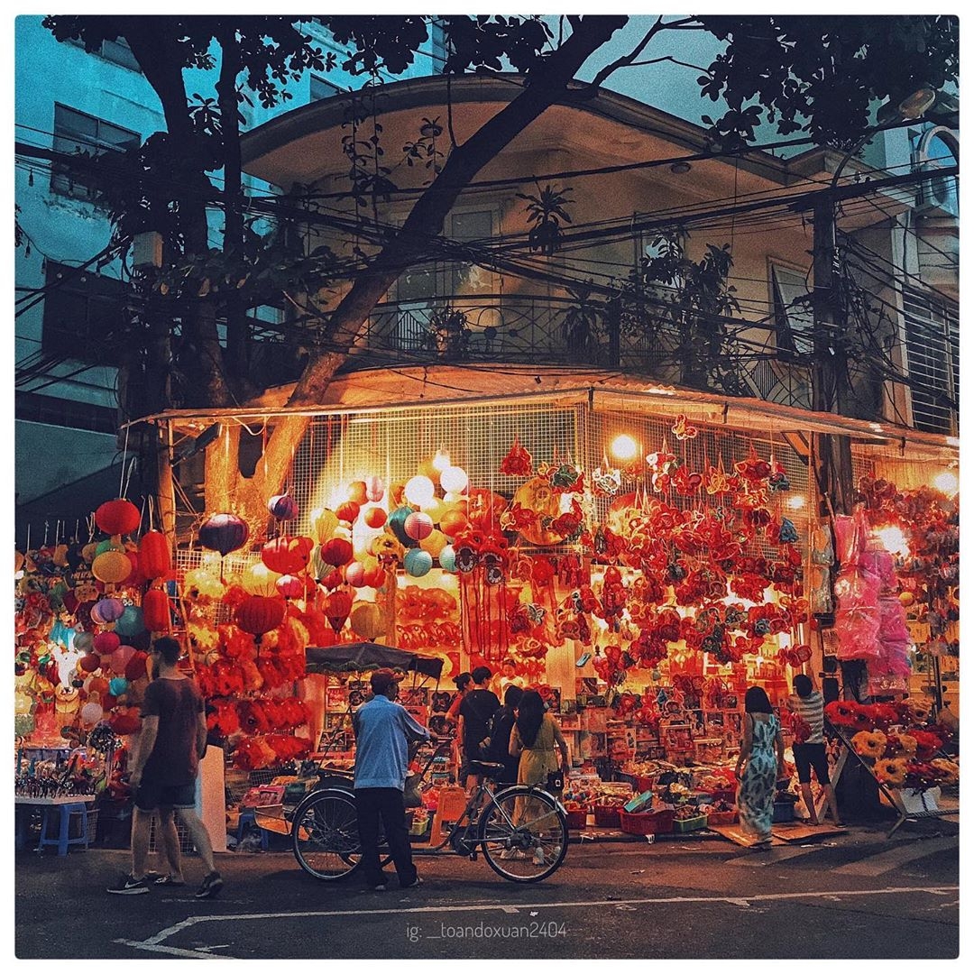 pho hang ma mua trung thu cam chup anh neu chup tra phi 50 nghin