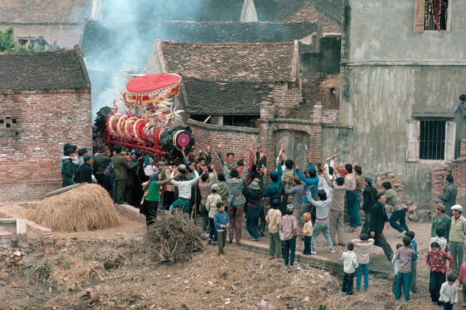 Việt Nam năm 1989 đẹp bình dị qua ống kính nhiếp ảnh gia người Mỹ viet nam nam 1989 dep binh di qua ong kinh nhiep anh gia nguoi my