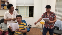 Dàn sao "Táo quân" quy tụ trong phòng tập gây tò mò với nhiều khán giả