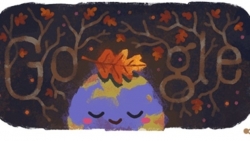 google doodle chao mung mua thu 2019 voi bieu tuong trai dat doi chiec la vang