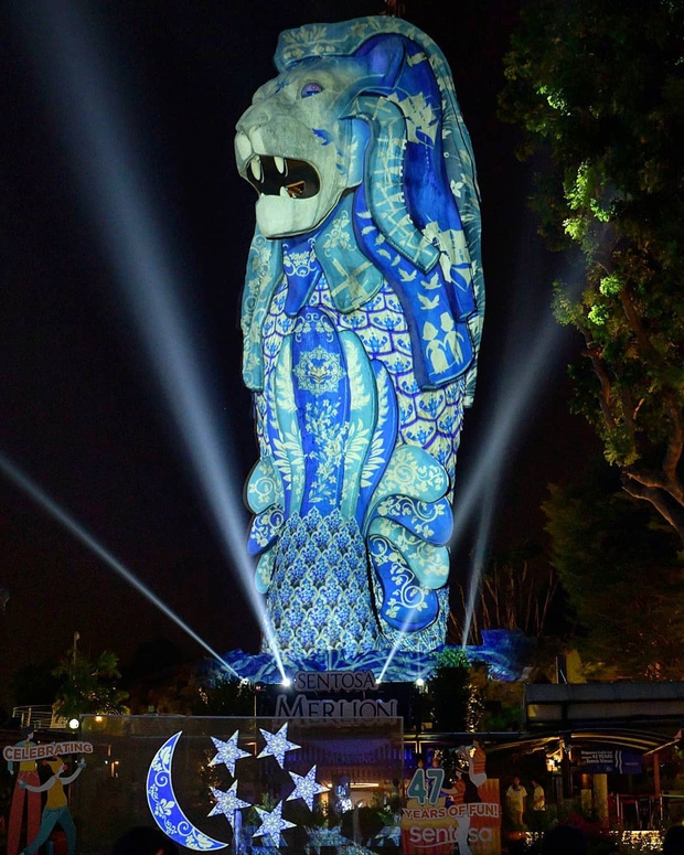 tuong su tu bien o sentosa singapore bi do bo dan mang tranh cai du doi