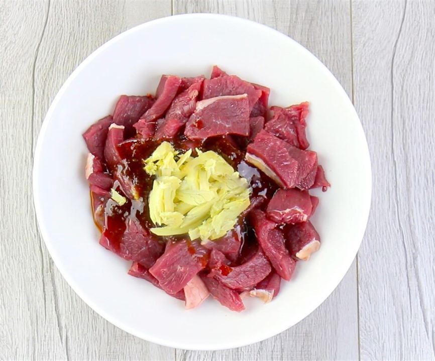 cach lam thit bo kho gung don gian ma ngon nhat