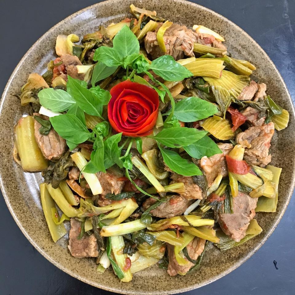cach nau thit bo kho dua chua tuyet ngon