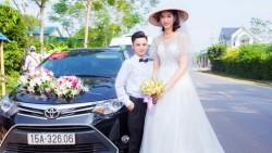 dam cuoi phu tho ruoc dau bang xe mui tran ma vang gay chu y tren mang xa hoi