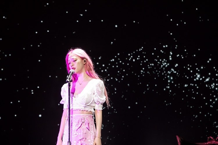 truyen thong quoc te rung dong truoc tin sulli tu tu