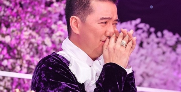 dam vinh hung xin loi vi vu kich dong bao luc