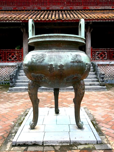 chu quyen bien dao viet nam khac tren cuu dinh hue