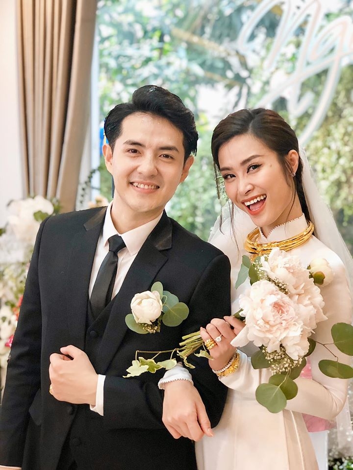 xe ruoc dau doc la cung dan xe hop bac ty trong le an hoi dong nhi ong cao thang