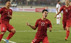 sau sieu pham tran viet nam uae tien linh roi doi tuyen quoc gia