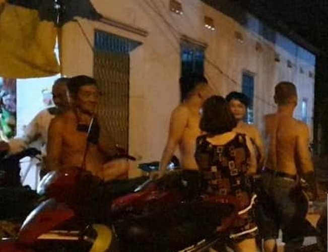 cho rang vo len mang noi xau minh nguoi chong ra tay danh vo da man