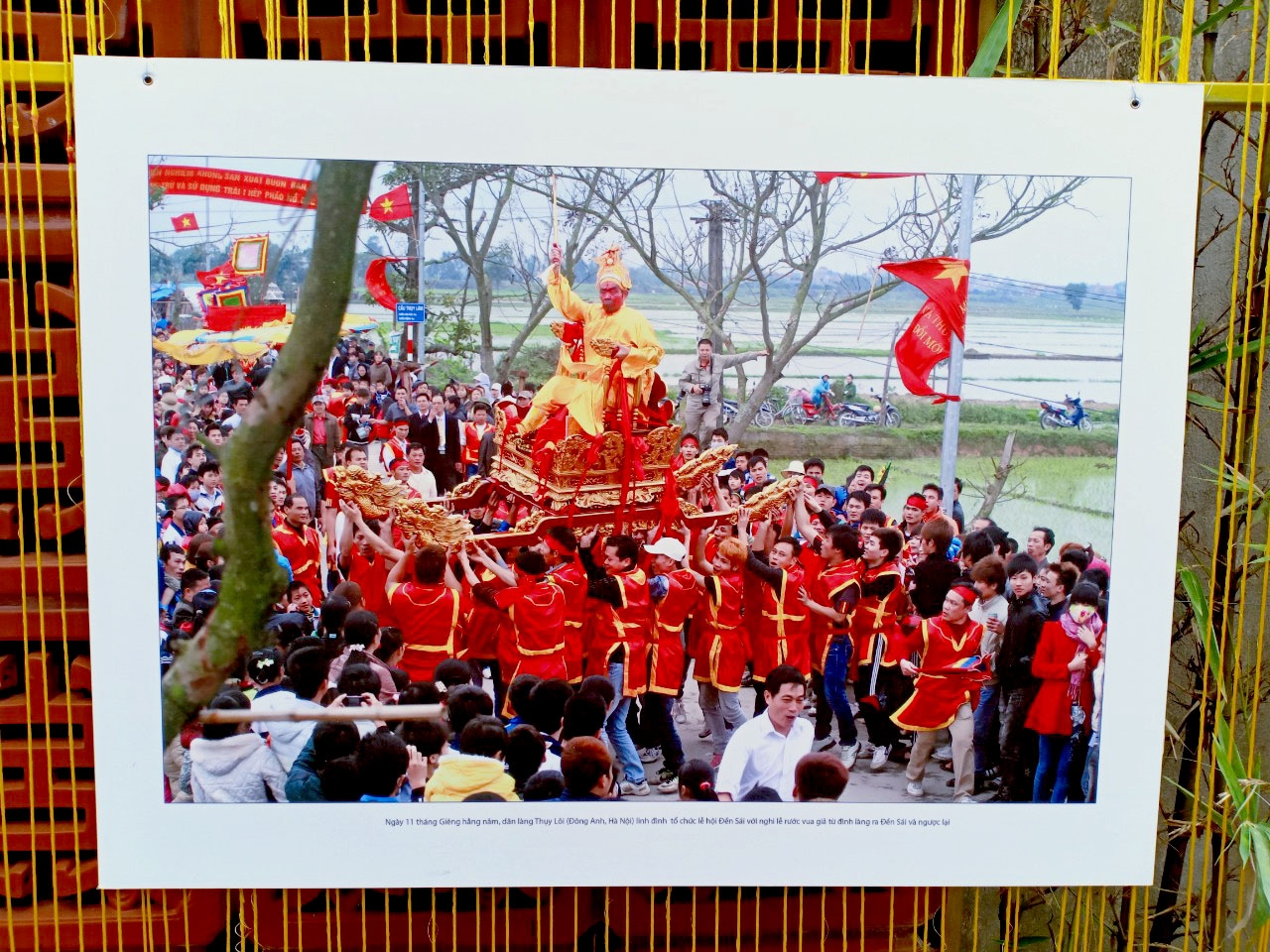 trien lam anh di san trong long ha noi mang le hoi truyen thong den gan hon voi nguoi tre