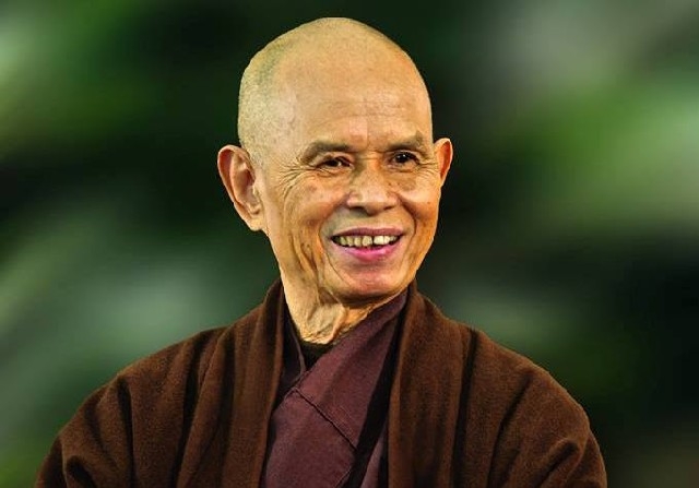 thien su thich nhat hanh roi chua tu hieu di thai lan tinh duong