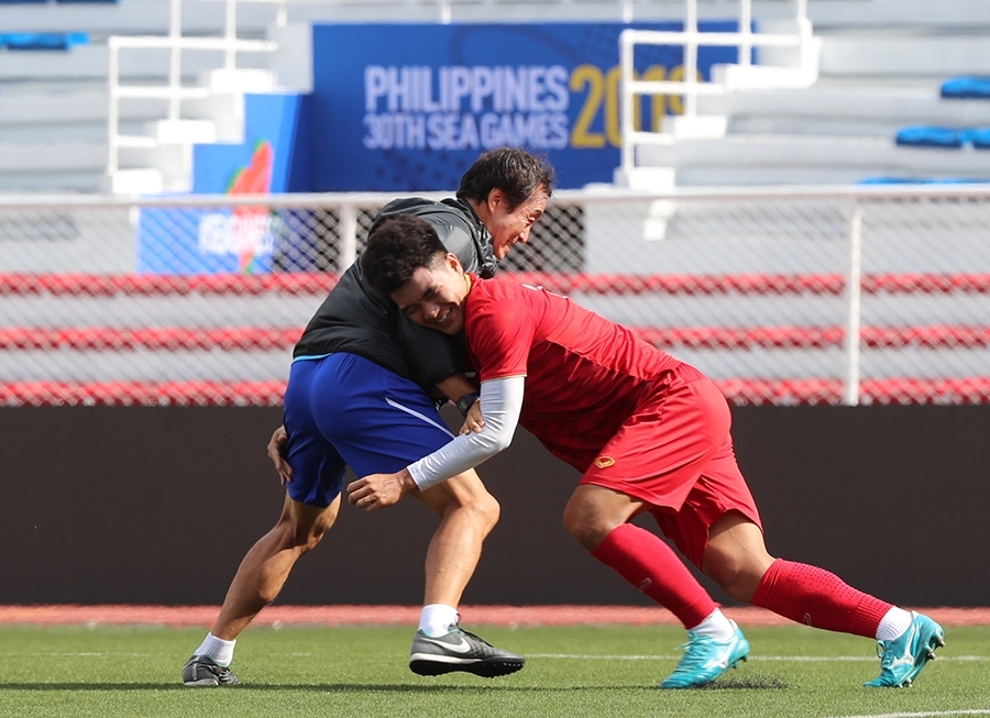 tin tuc bong da ben le sea games 30 moi nhat nong nhat hom nay 3011