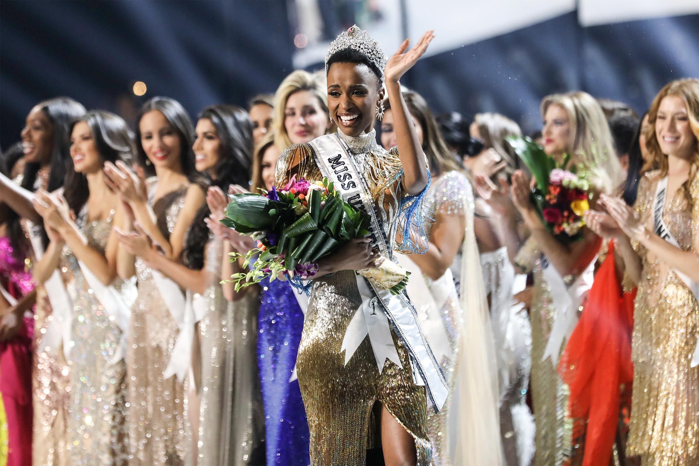 zozibini tunzi nguoi dep nam phi dang quang hoa hau hoan vu the gioi 2019