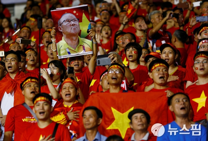 bao han vu khi loi hai nhat cua bong da viet nam la hlv park hang seo