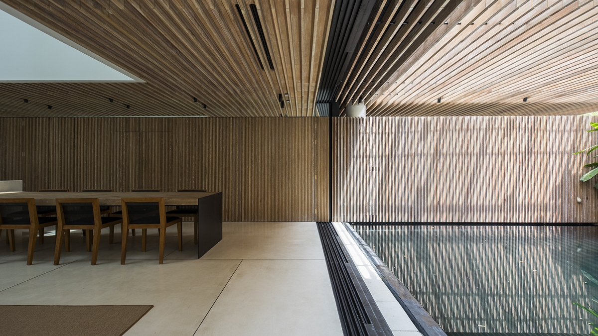 ngoi nha voi 10 manh vuon lo lung xanh mat giua sai gon nhon nhip