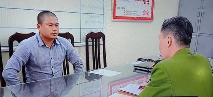 bat ngo danh tinh nghi can chon chat thai nguy hai tren nui soc son