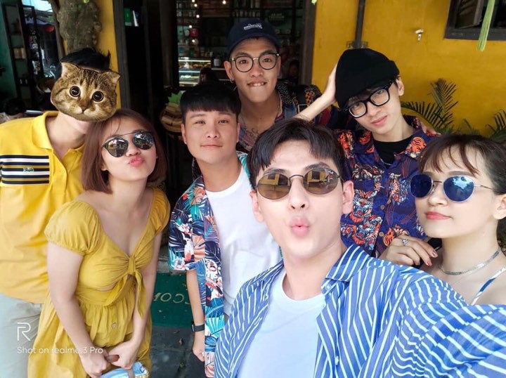 dien mao ban trai van mai huong dang khien nguoi ham mo to mo