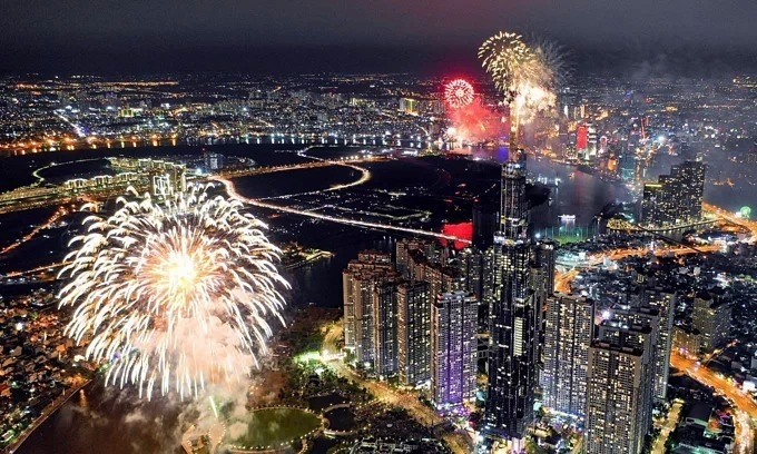 countdown 2020 le hoi dem nguoc o tphcm va loat hoat dong hap dan