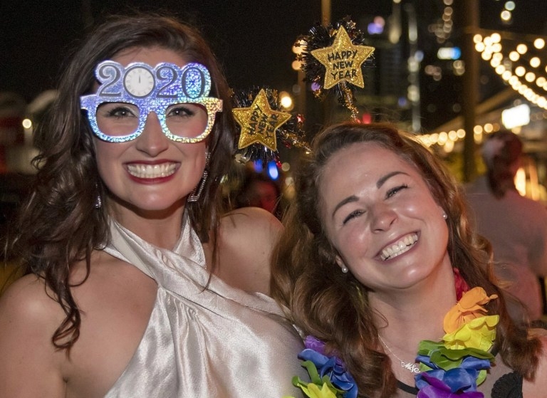 ca the gioi buoc vao nam 2020 ra sao