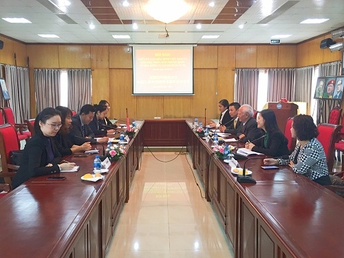 tang cuong trao doi thong tin giua uy ban hoa binh viet nam va hoa tai trung quoc