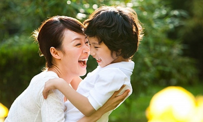Hãy nói 'Mẹ yêu con' khi còn có thể... hay noi me yeu con khi con co the