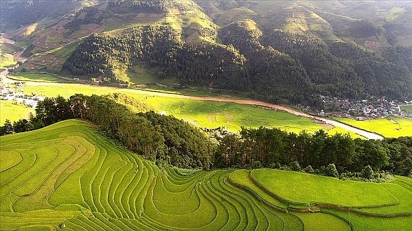 den yen bai mua da quy uong che tuyet shan xem mua xoe thai