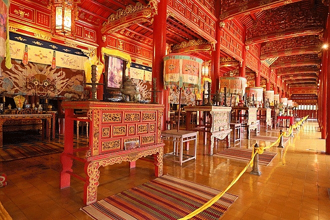 ra xu hue tham tinh tam kim co mua non la lam hoa giay