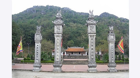 dau tich hoang dao mai an tiem