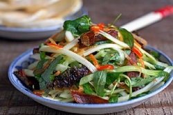 kham pha phong tuc cuoi hoi doc dao cua nguoi bhnong o quang nam