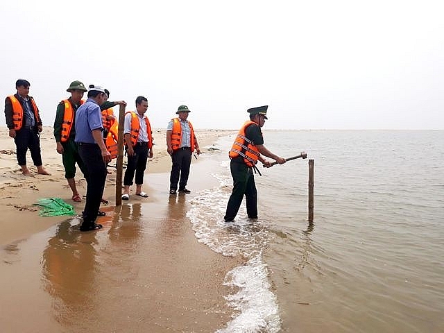 dao cat noi giua bien hoi an ngay cang tang kich thuoc