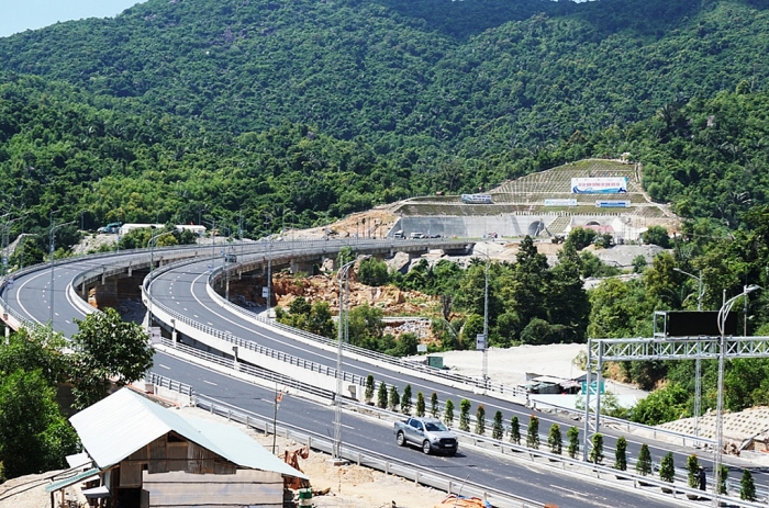 phu yen say long du khach voi ve nen tho va hung vi