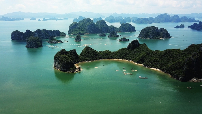 canaval ha long chao don du khach dip nghi le 304