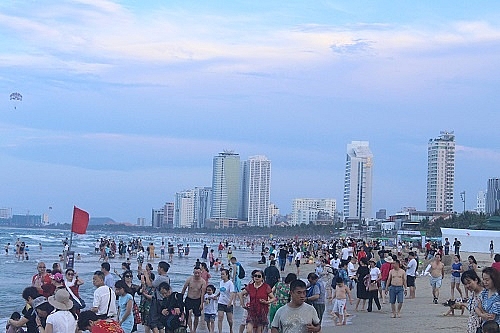 nhung bai bien dong nghit du khach dot nghi le 304 152019