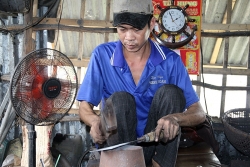 giau bau vat trong rung sau vung dat ngheo gio co nhieu ty phu